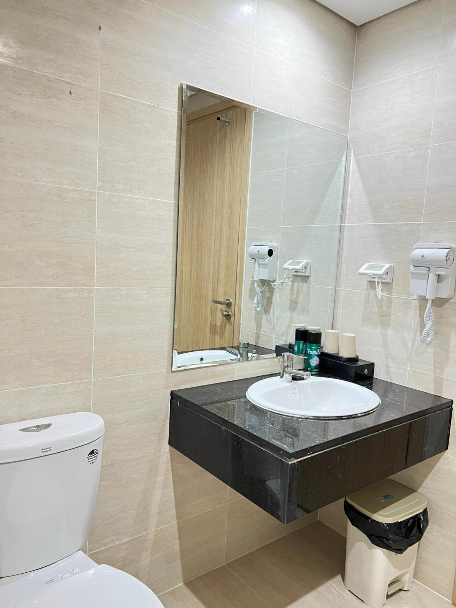 Vu Gia Hotel Phu Quoc Exterior photo